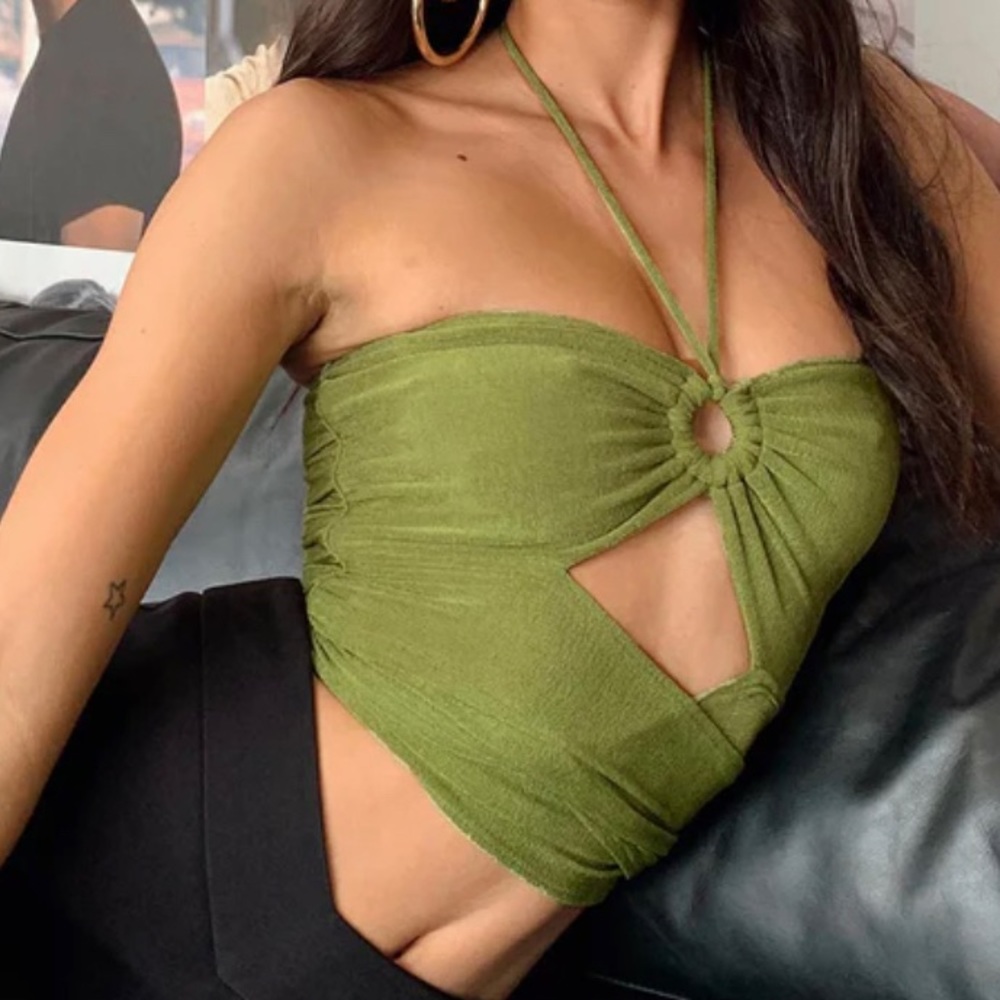 Loriella Ring Detail Crop Top